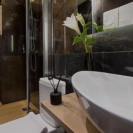 Imperial - Luxury Living Apartment Athens